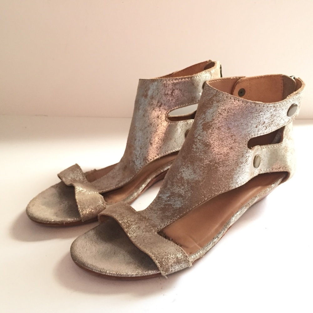 DIBA TRUE Leather Gladiator Sandals Metallic Soto